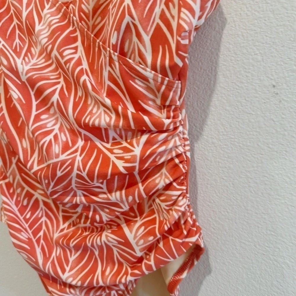Lands' End Orange Coral Leaf pattern One Piece Swimwear Size 6